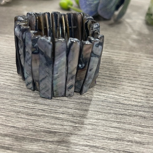 Very unique bracelet - Picture 2 of 2